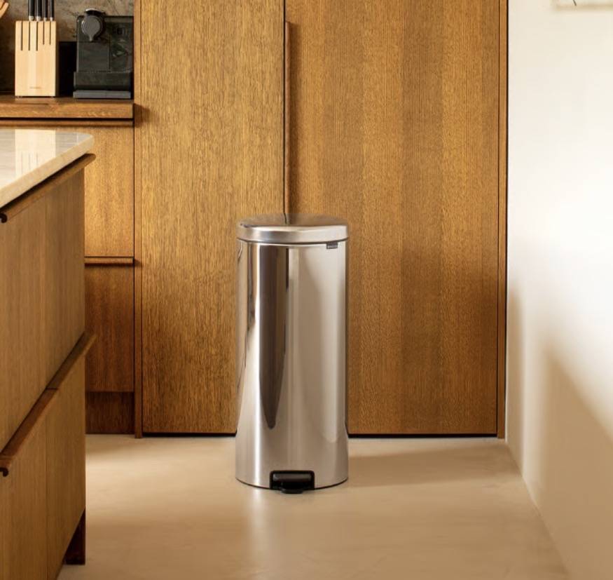 Brabantia Pedal Bin newIcon 30L Plastic Inner Bucket Brilliant Steel