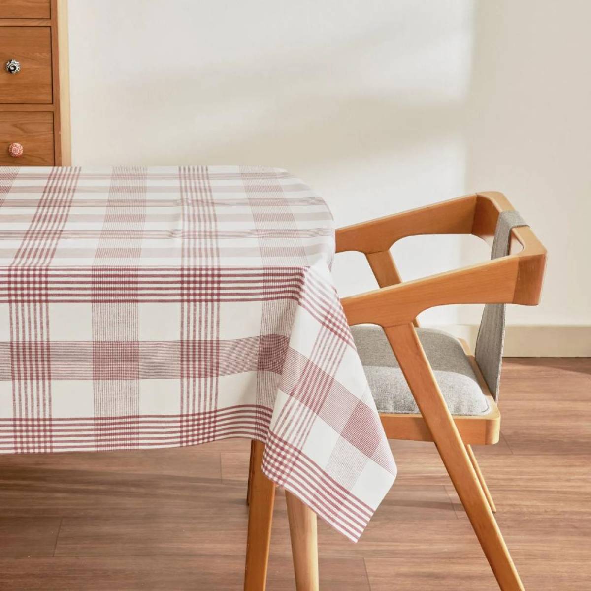 Karaca Home Luna Plaid Pvc Tablecloth 100x140 Cm - Red/white