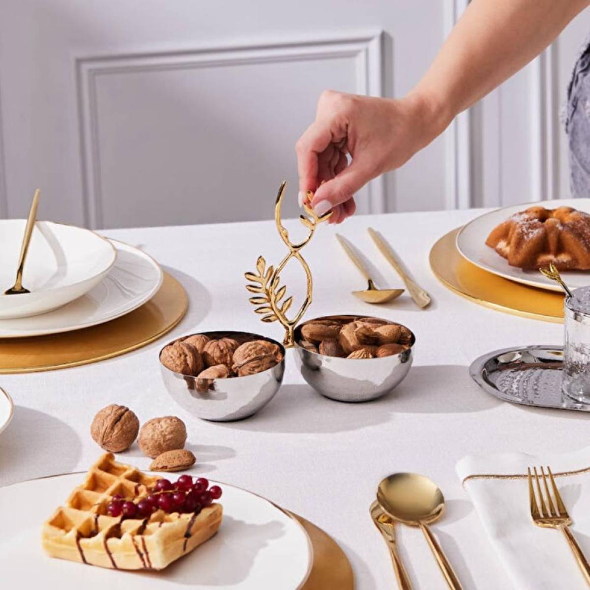 Karaca New Year Carmenta Set Of 2 Snack Bowls - Silver/gold Accent