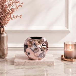 Charm-Chic Rose Gold Sculptural Vase – Modern Luxury Decorative Accent, 422-3