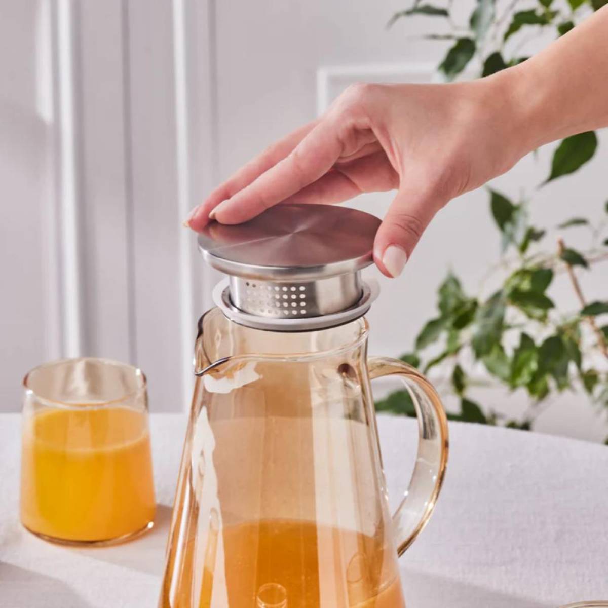 Karaca Serene 7-piece Tumbler Glass Set - Amber | 1.8 L Carafe Set