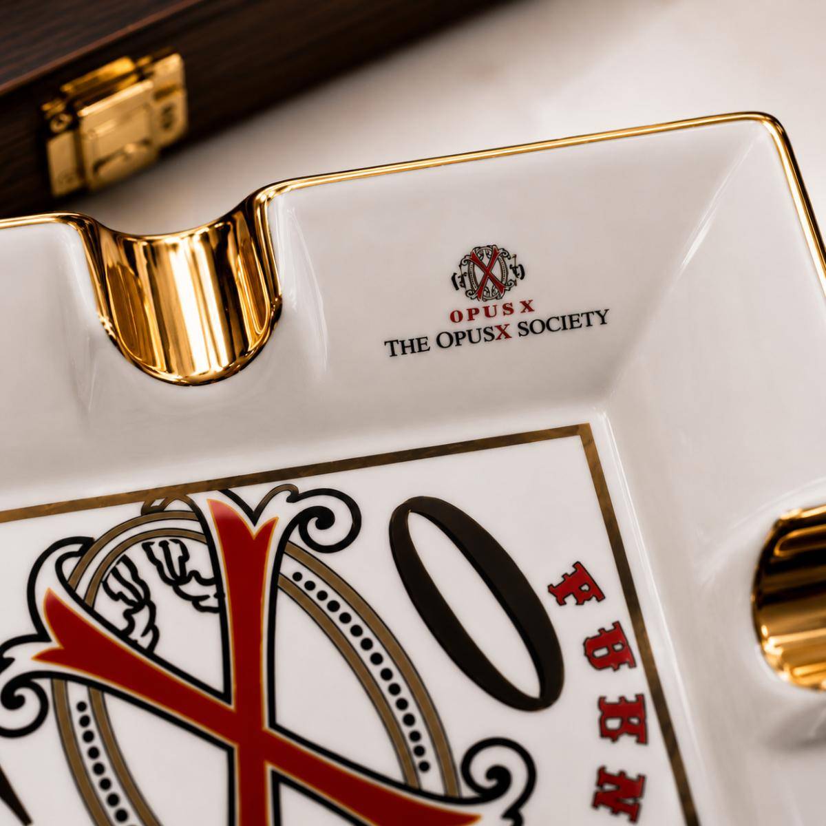 Arturo Fuente The Opusx Society Cigar Ashtray – Porcelain Ashtray With 4 Cigar Holders White, Opusx-white