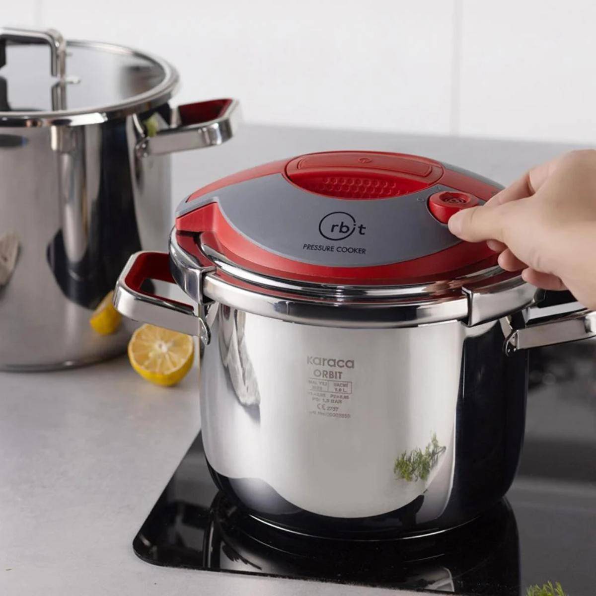 Karaca Orbit Pressure Cooker Set 6+8 L – Red, 153.09.01.3012