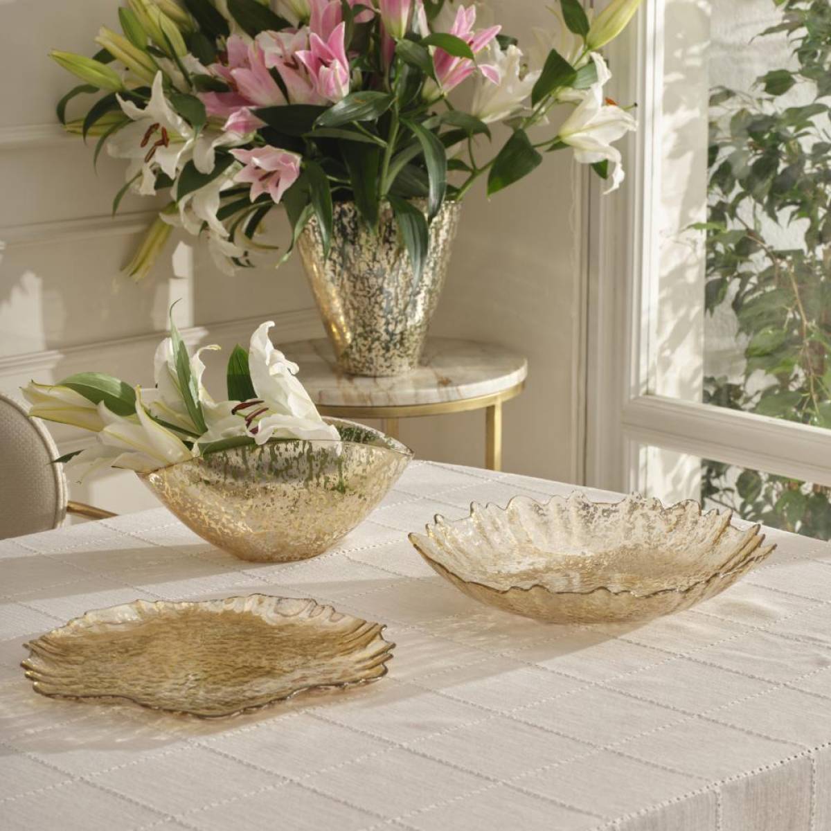 Karaca Home Jolie Decorative Plate 31 Cm - Gold Textured Scalloped Design