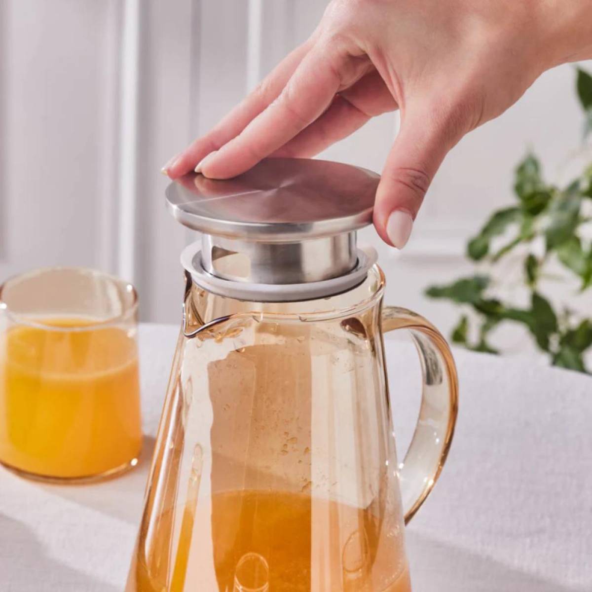 Karaca Serene 7-piece Tumbler Glass Set - Amber | 1.8 L Carafe Set