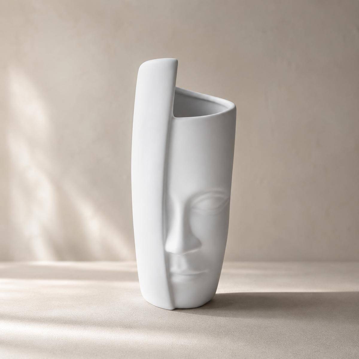 Charm-Chic White Face Ceramic Vase 28 cm – Modern Sculptural Decorative Accent, K059-2