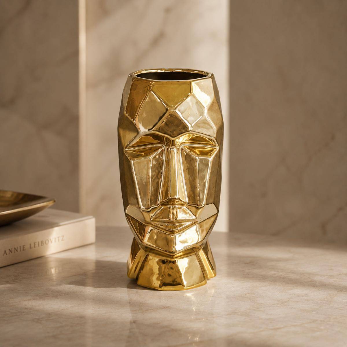 Golden Faceted Face Vase – Sculptural Luxury Décor, K057GD