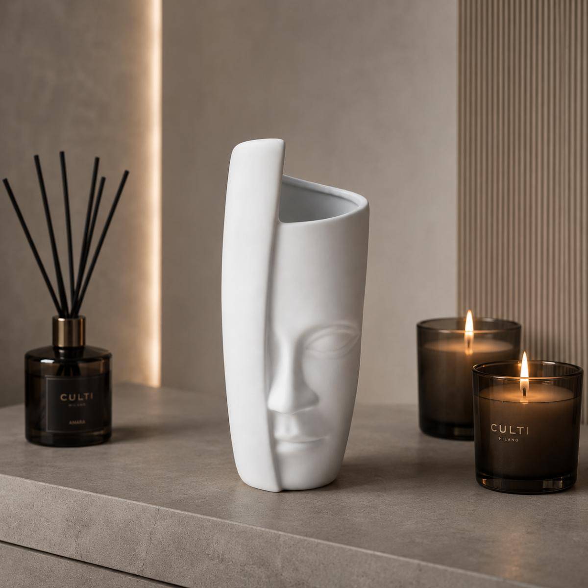 Charm-Chic White Face Ceramic Vase 28 cm – Modern Sculptural Decorative Accent, K059-2