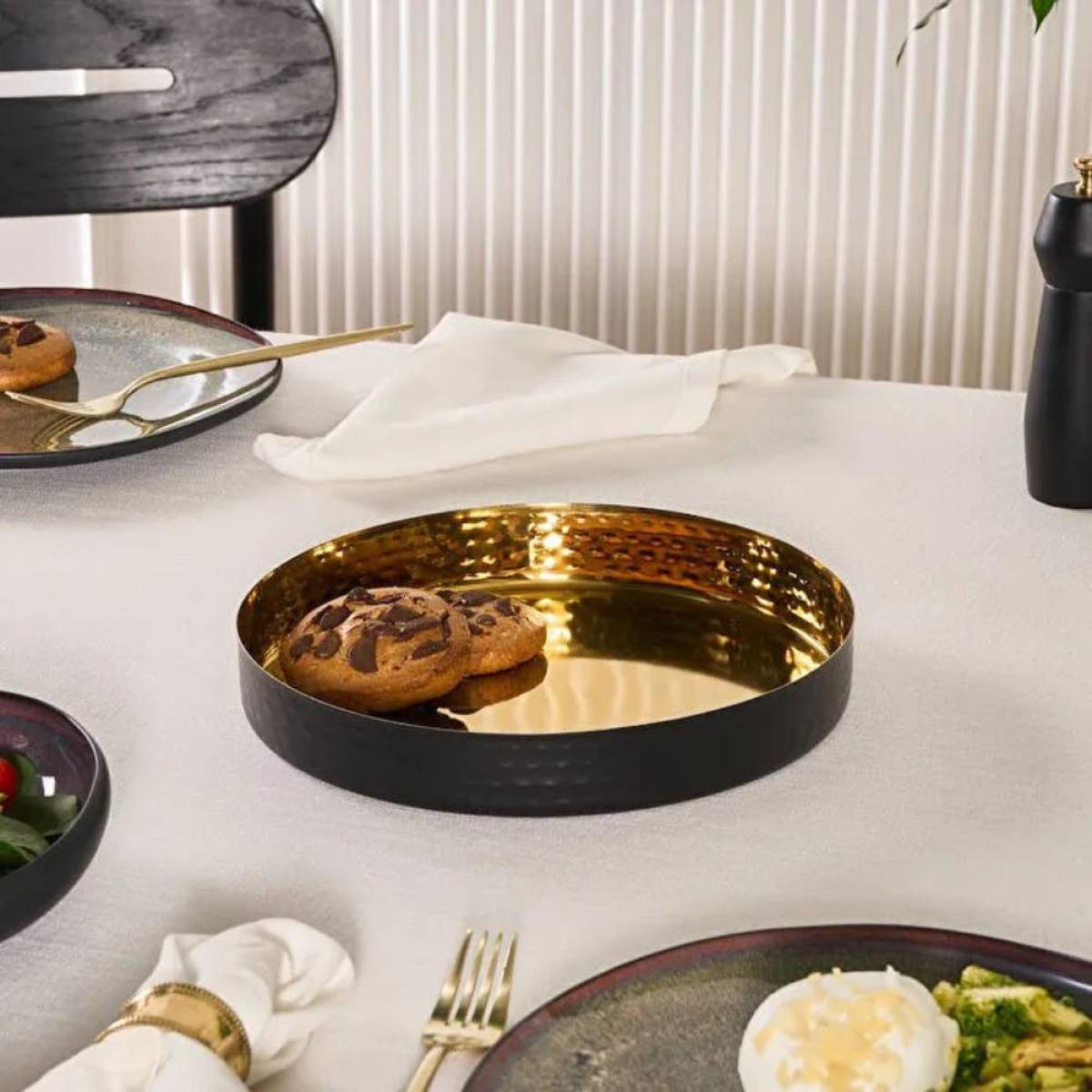 Karaca Arven Decorative Tray 26 Cm - Black/ Gold