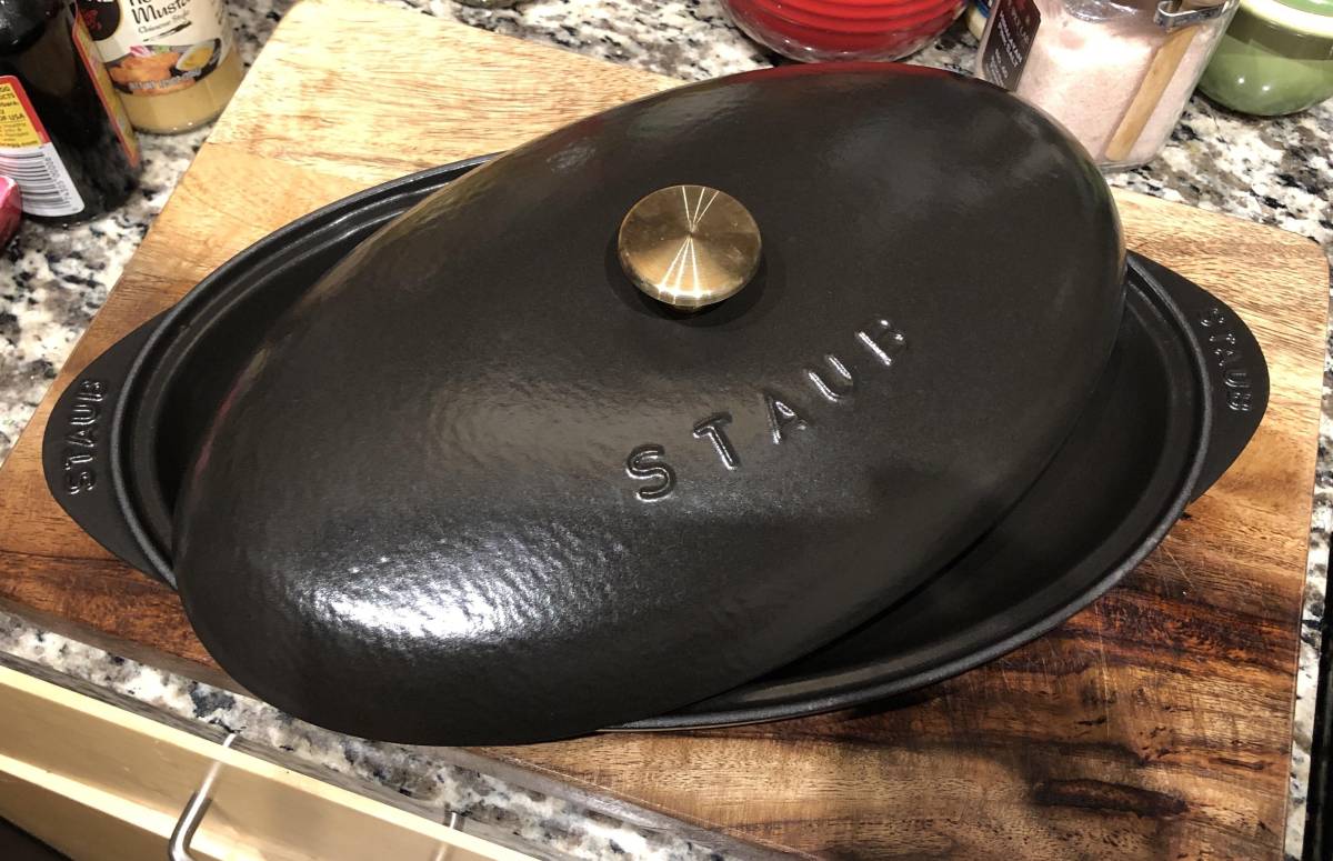 Staub Fish Plate Fish Roaster Roaster With Lid Black 31 Cm 0.7 L