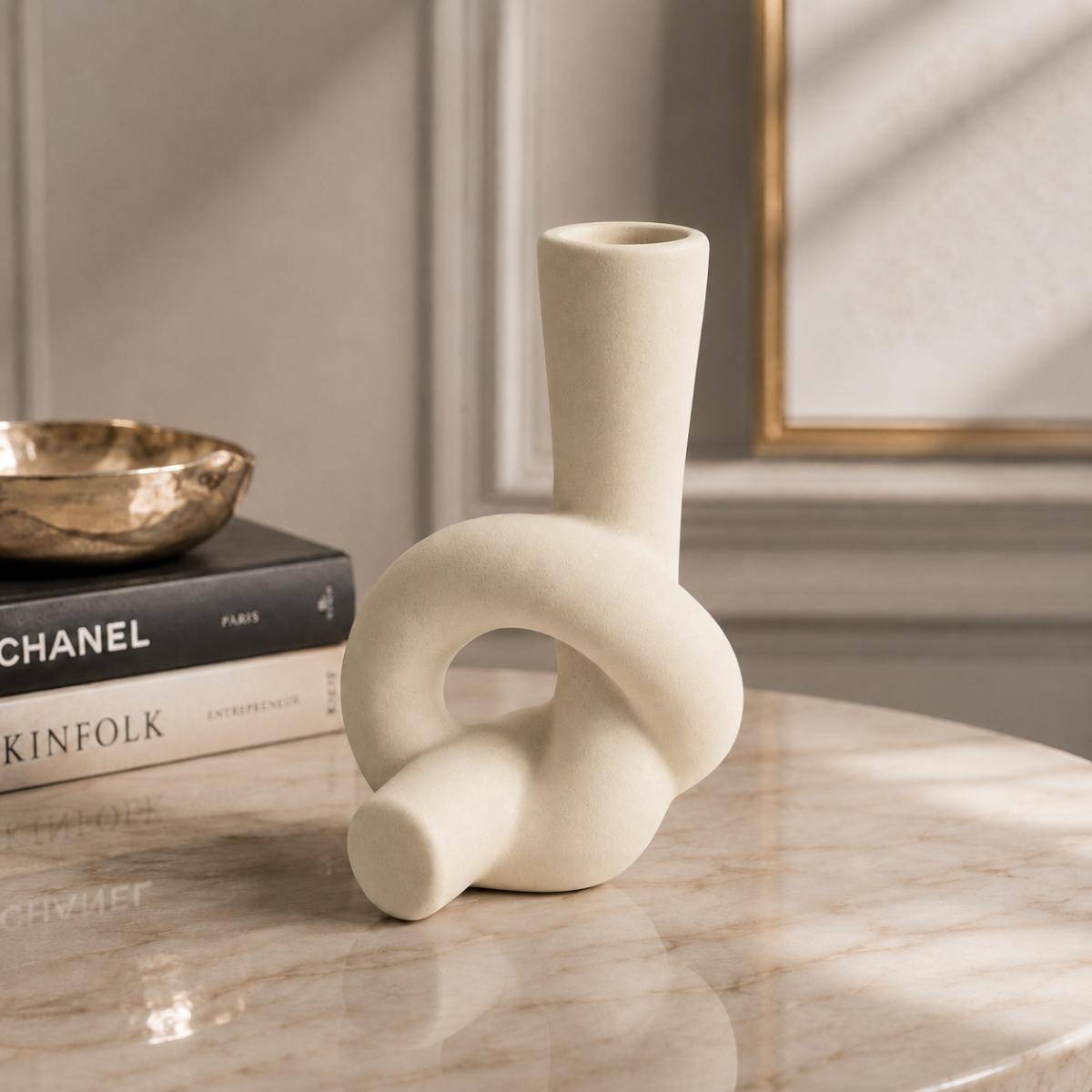 Sculptural Ceramic Knot Vase 17 cm, SK539
