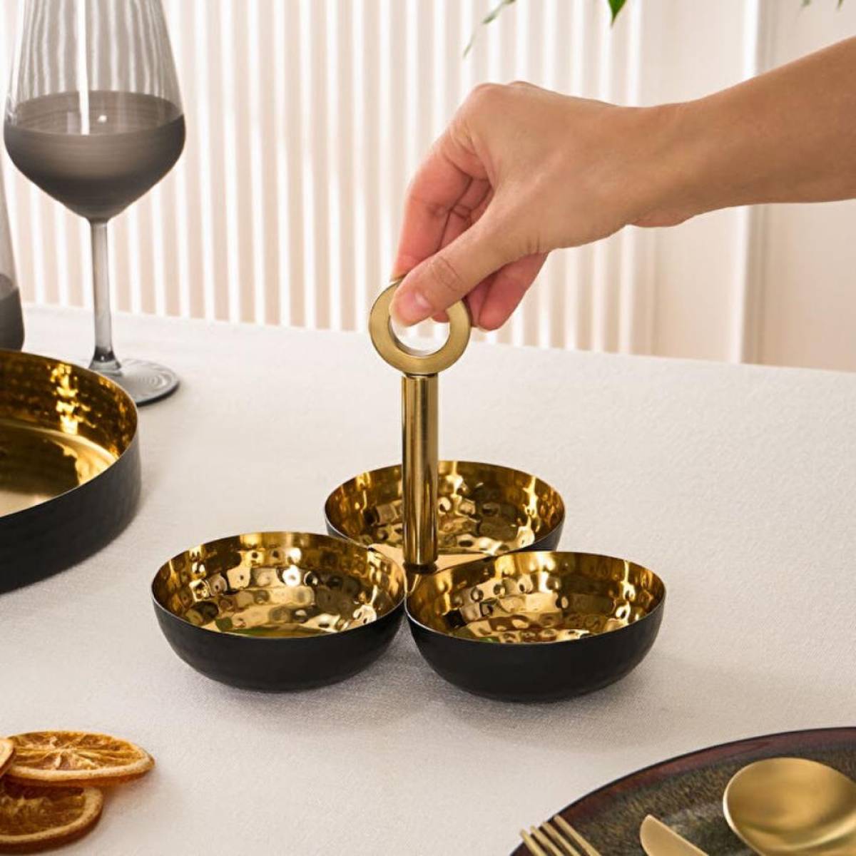 Karaca Home New Year Arven 3-compartment Decorative Snack Bowl Set - Black/gold