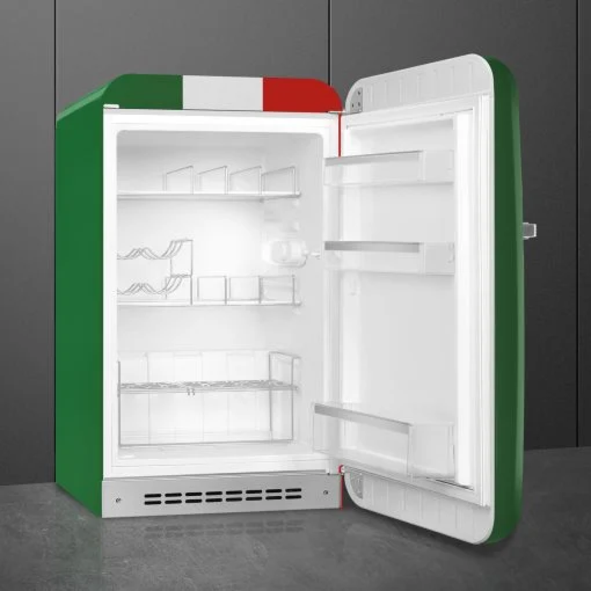 Smeg Retro 50s Refrigerator Fab10 Right - Italy