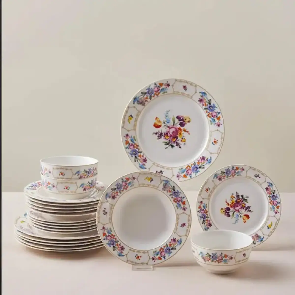 Karaca Forever Bone G�l?ah 24-piece Dinner Set For 6 People, 8683650361800