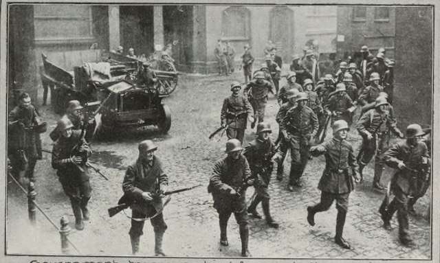 El levantamiento espartaquista, Freikorps en Berlín, Wikimedia Commons, StudySmarter