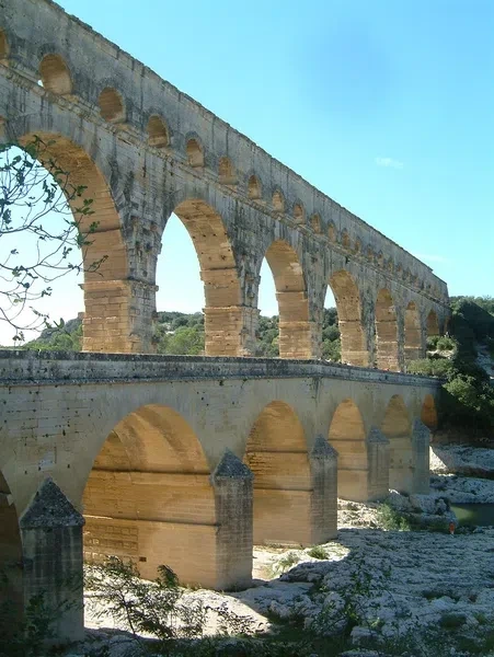 Römische Kultur römisches Aquädukt Pont du Grand StudySmarter