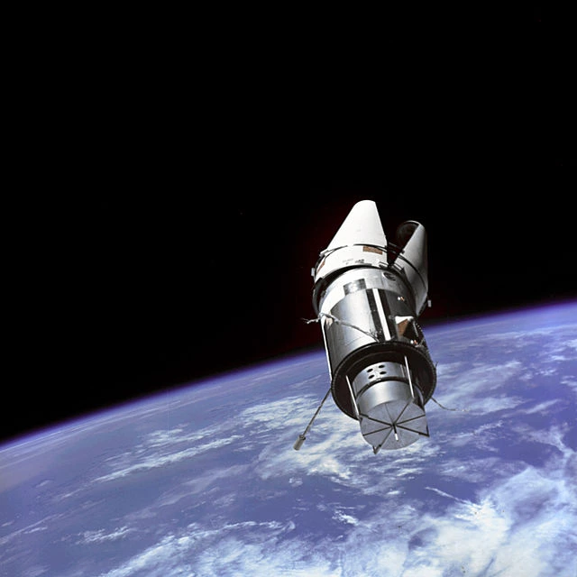 Dilatación temporal ¿Qué es la dilatación temporal? StudySmarter