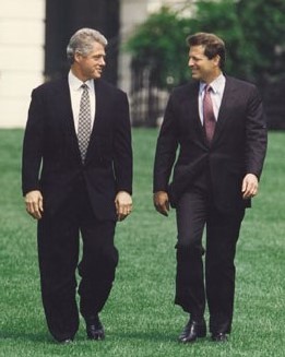 Les candidats à l'élection présidentielle de 1992 étudient plus intelligemment