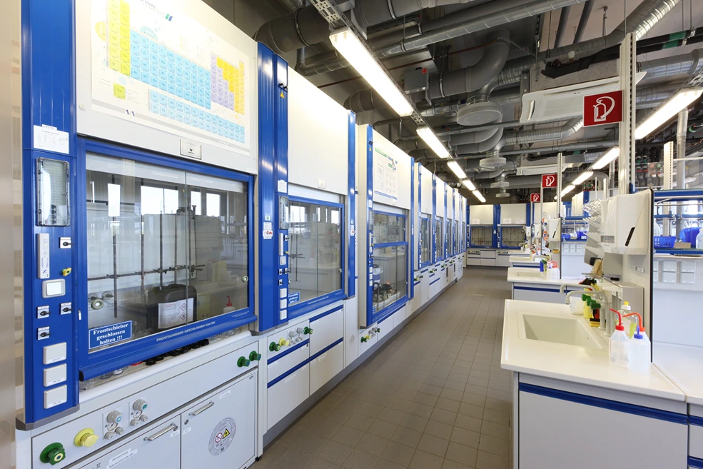 Processus endothermiques et exothermiques Laboratoire de chimie StudySmarter