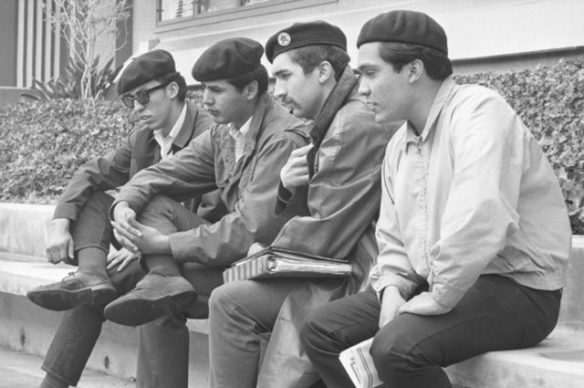 Movimiento Chicano Los Boinas Marrones Estudian Mejor