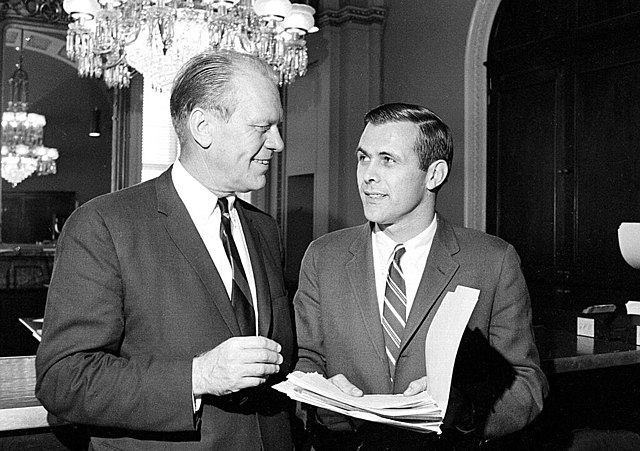 Histoire des États-Unis Gerald Ford et Donald Rumsfeld StudySmarter