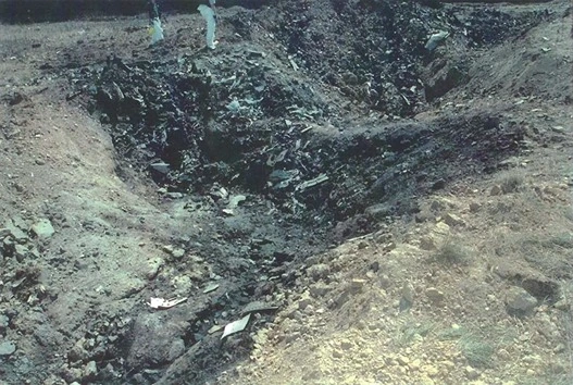 The crater at the Flight 93 crash site 2001, Study Smarter