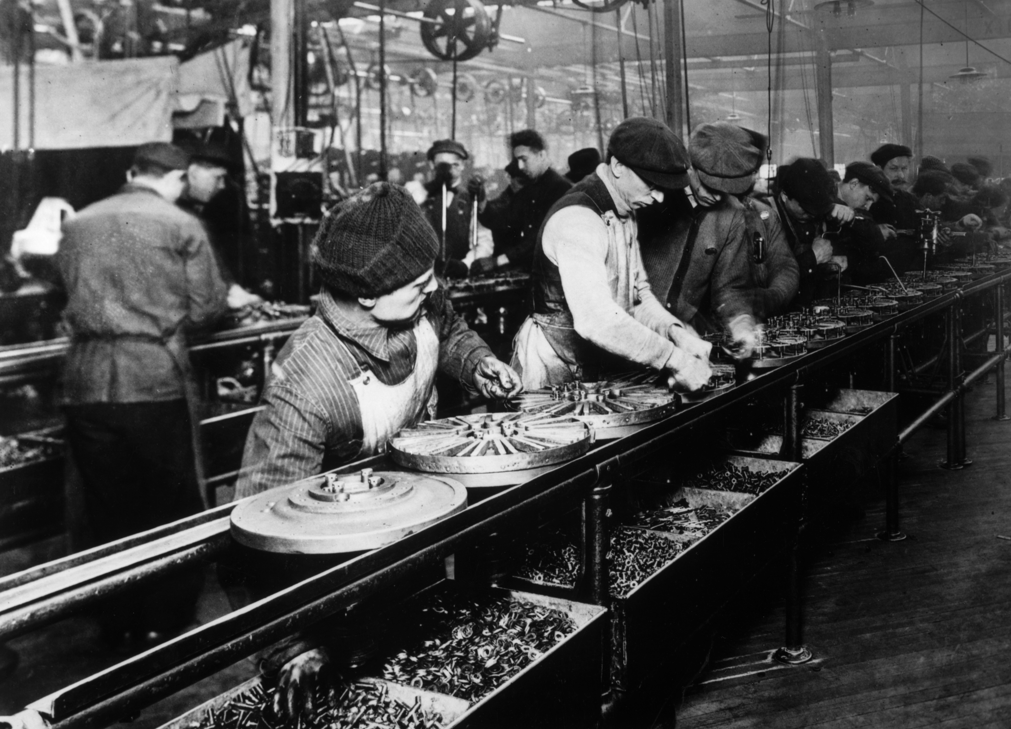 Second Industrial Revolution mass production StudySmarter