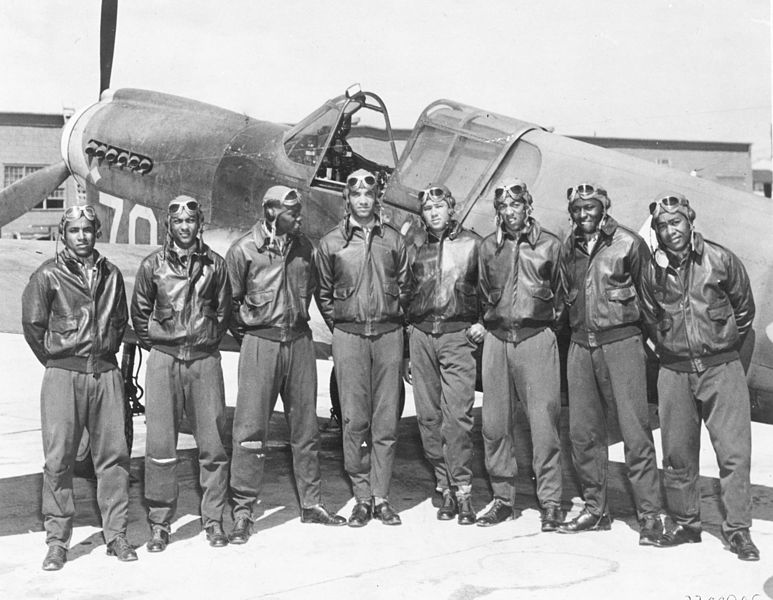 Los afroamericanos en la Segunda Guerra Mundial Los aviadores de Tuskegee Estudian mejor
