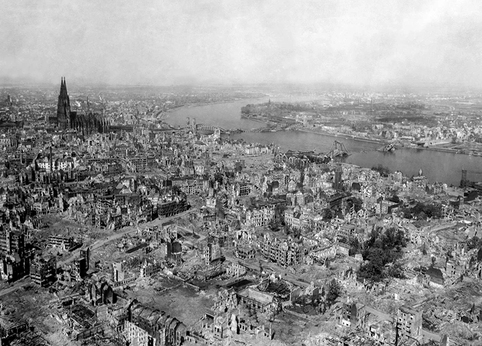 The Shield of Achilles, The damage of World War II in Germany, 91Ó°ÊÓ