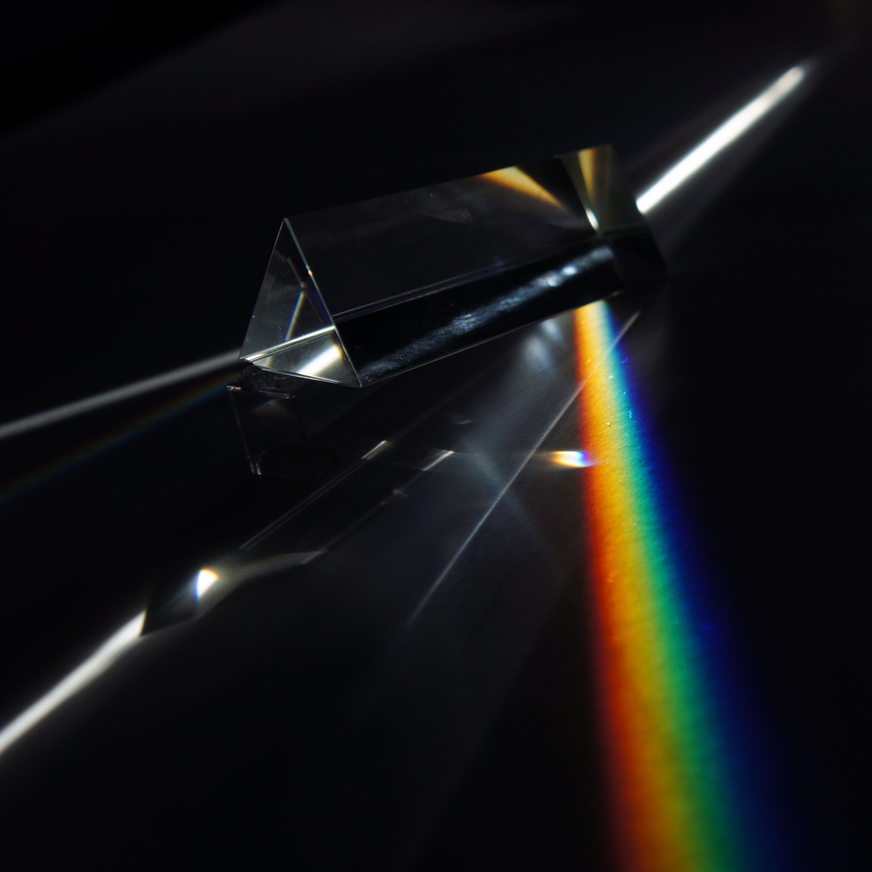 Dispersion Division de la lumière blanche en différentes couleurs StudySmarter