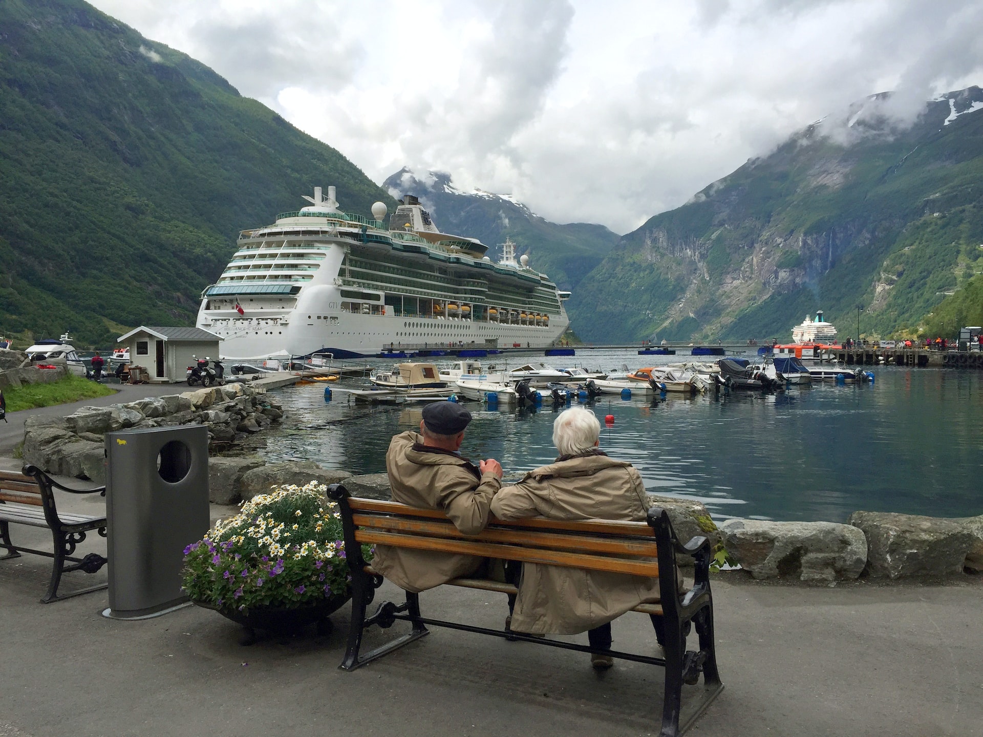 Theories of Aging, two old people at port, StudySmarter