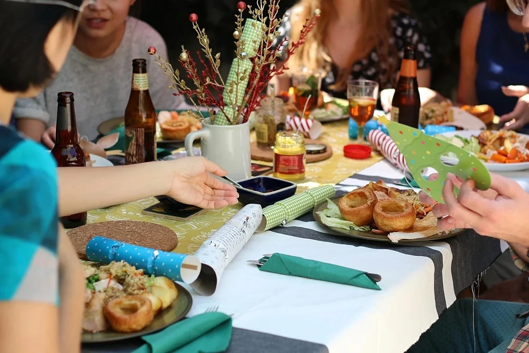 Connotative Meaning, Dinner Connotations, StudySmarter