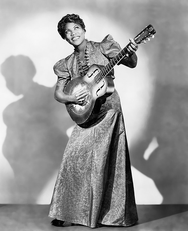Rock n roll Sister Rosetta Tharpe in 1938 StudySmarter