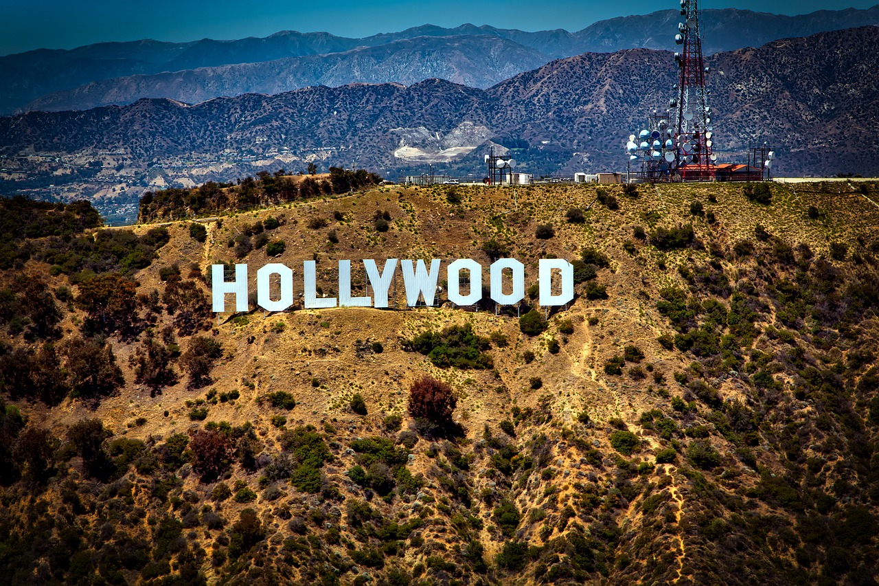 Connotative Meaning, Hollywood Meaning, StudySmarter
