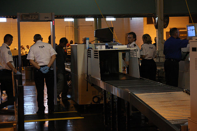 Loi de Lenz Sécurité des aéroports StudySmarter