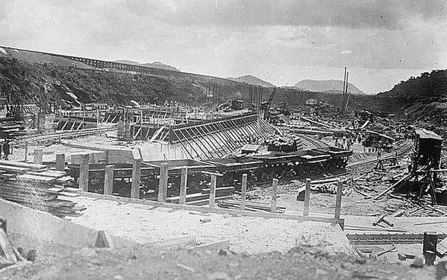 Le canal de Panama Construction du canal de Panama en 1910 StudySmarter