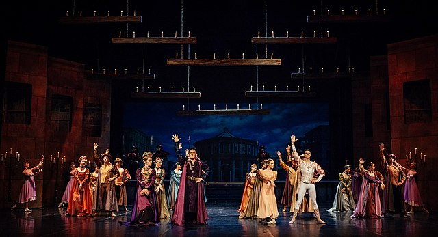Drama, a performance of Romeo and Juliet, ÷ÈÓ°Ö±²¥