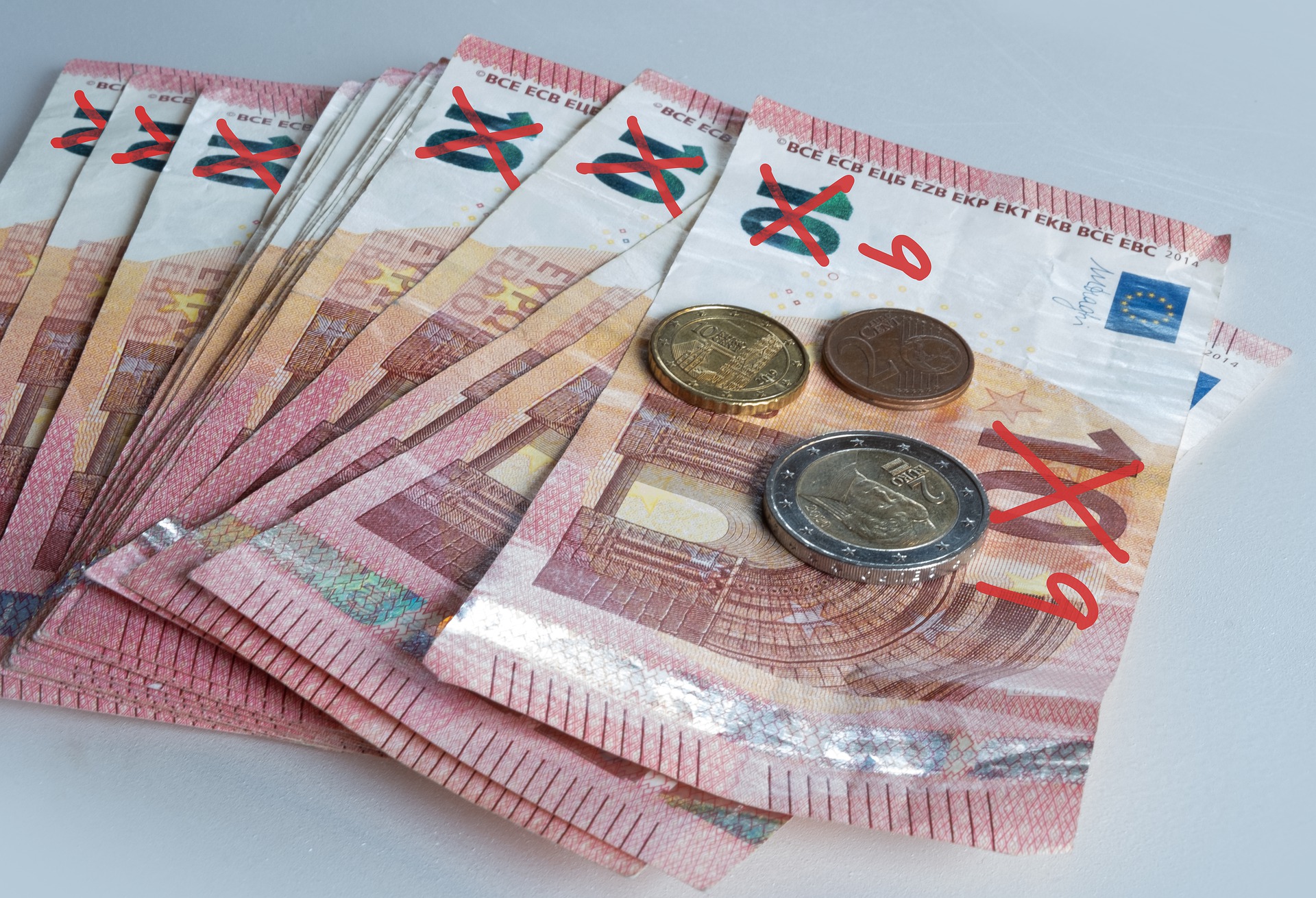 Impuesto sobre la inflación, Dinero sobre la mesa, StudySmarter