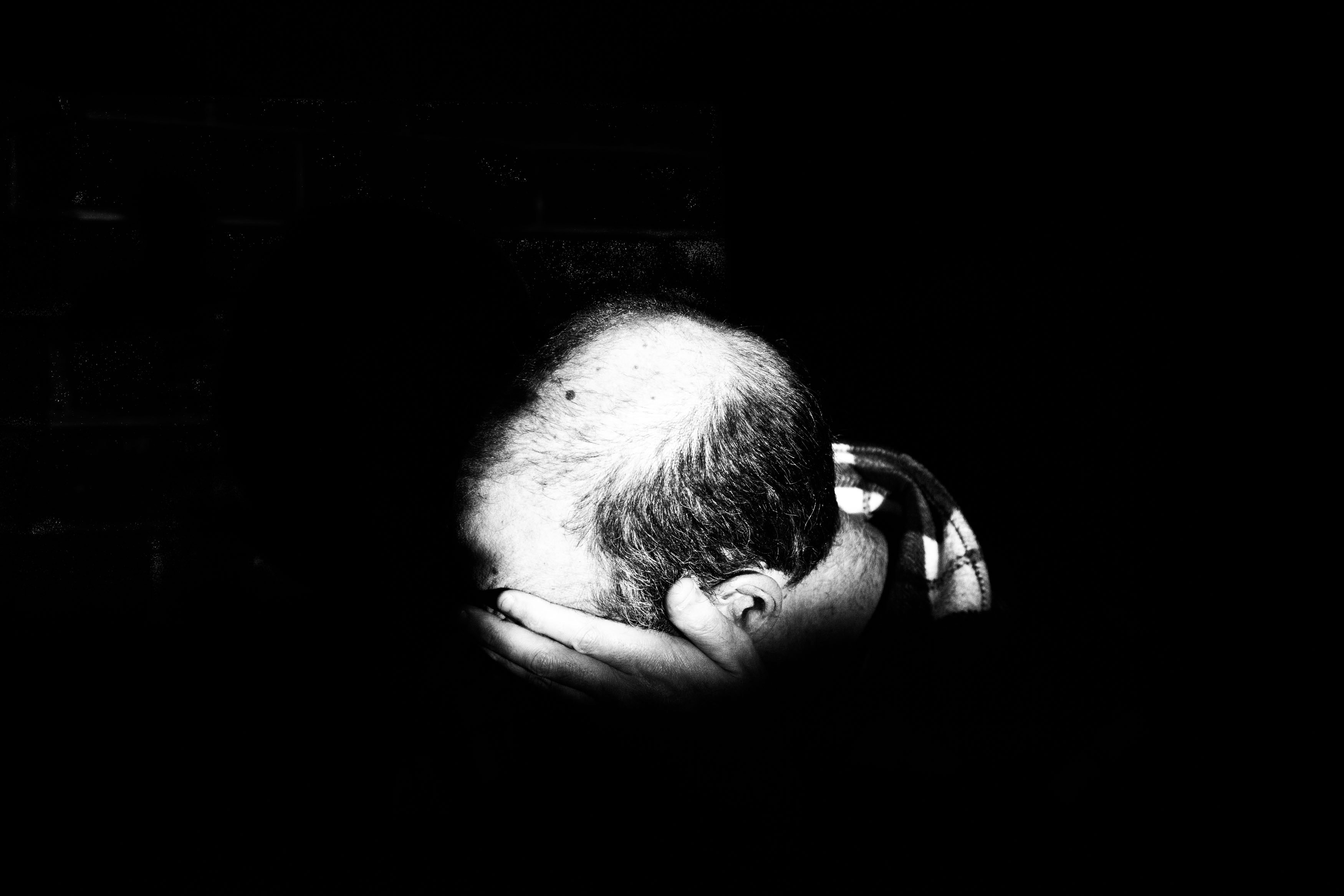 The Love Song of J. Alfred Prufrock, Balding man with hand on head, StudySmarter