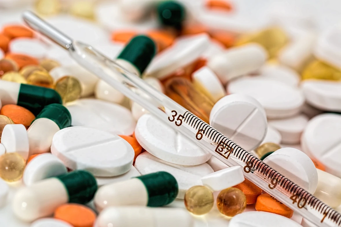 William S. Burroughs, Pills and a thermometer, StudySmarter