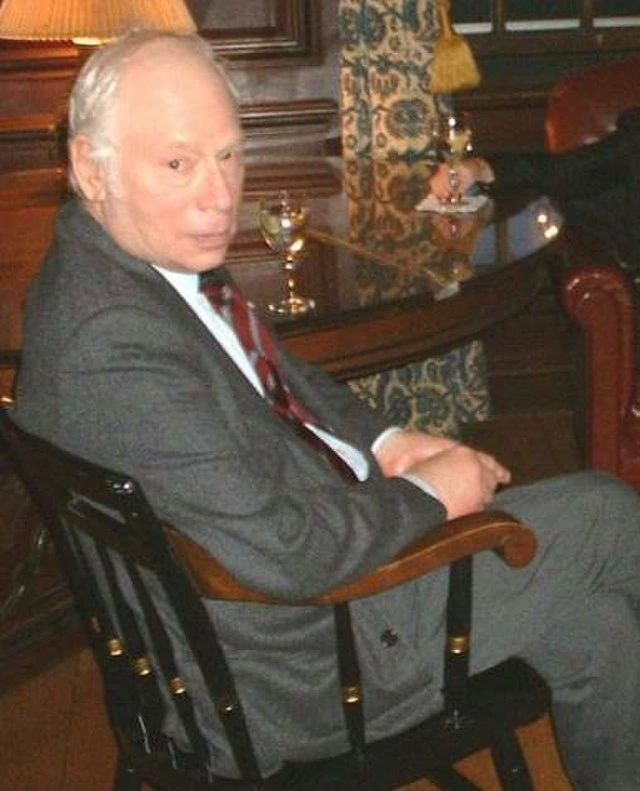 Physiciens célèbres, Steven Weinberg, StudySmarter