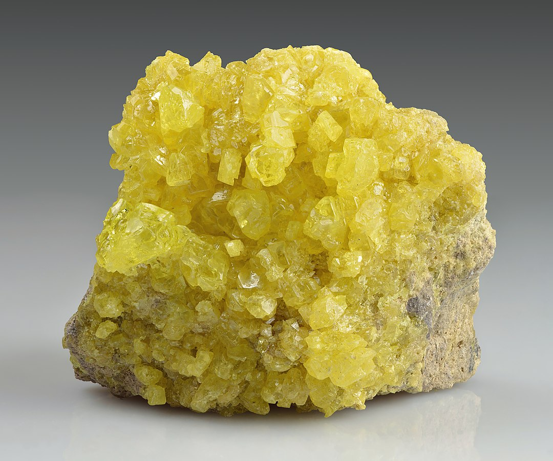 Sulfur mineral, Wikimedia Commons