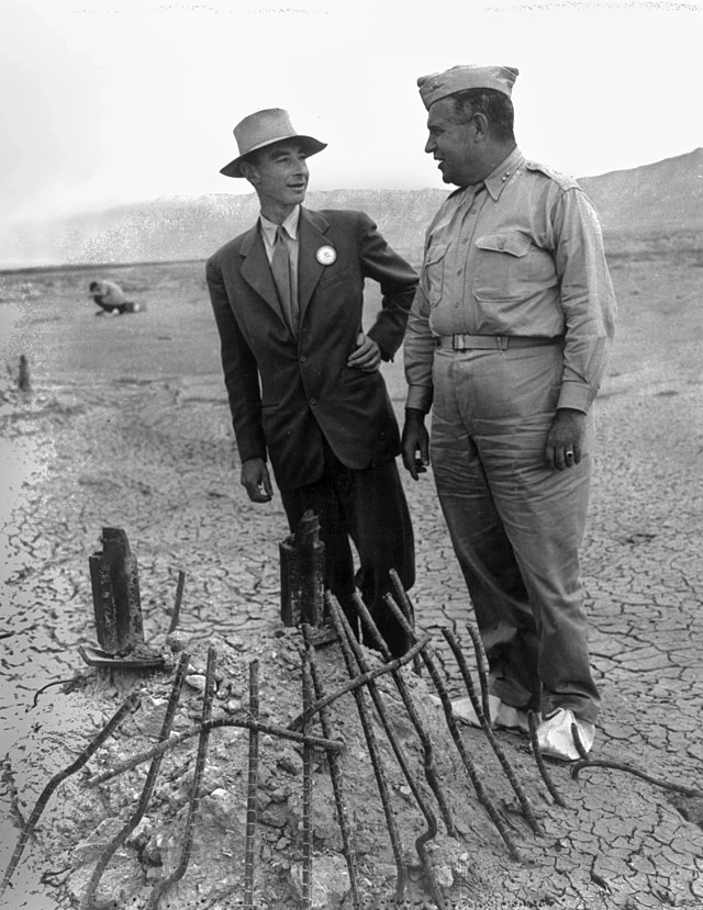 Physiciens célèbres, Robert Oppenheimer, StudySmarter
