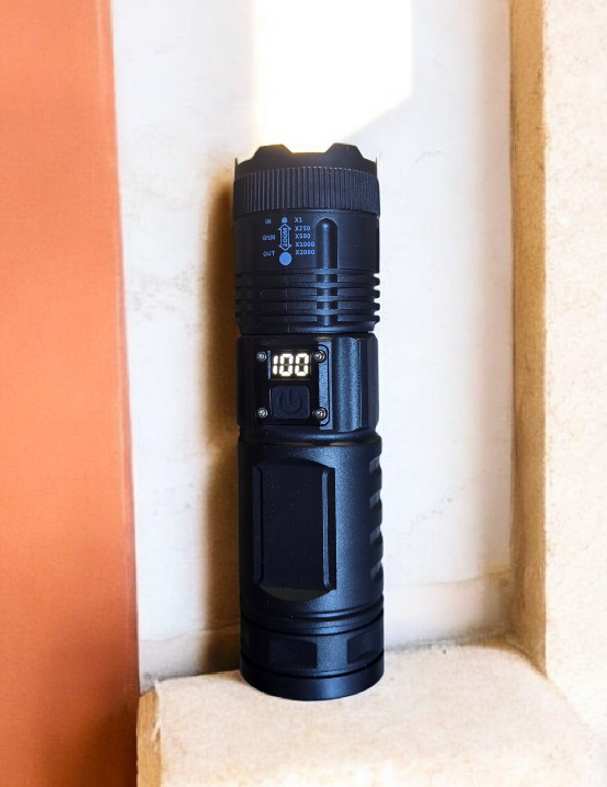 FLASHLIGHT DİJTAL EL FENERİ SARJ GÖSTERGELİ KALIN KLX100  