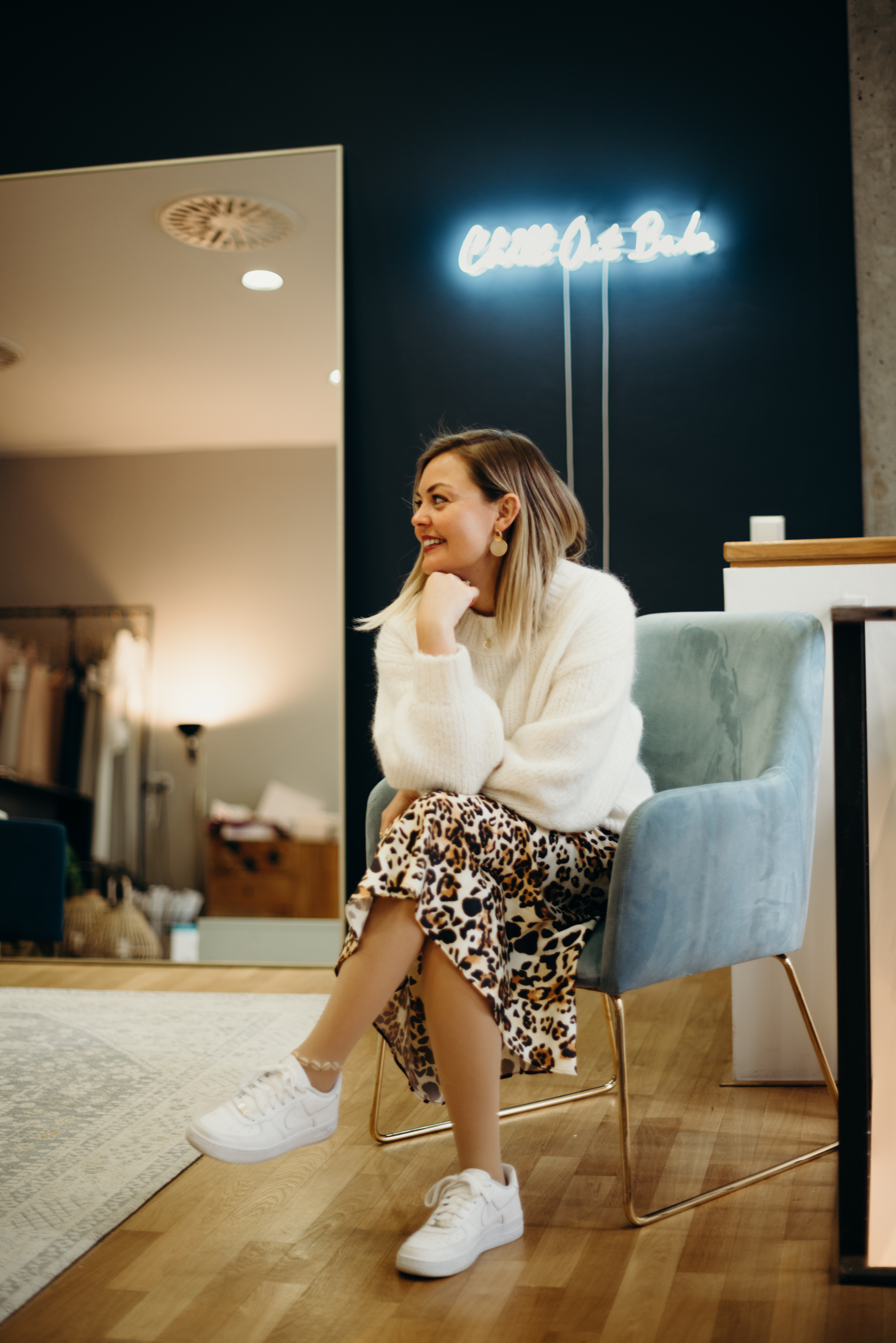 you are main boutique team photo