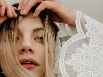 the wild heart bridal photo 2