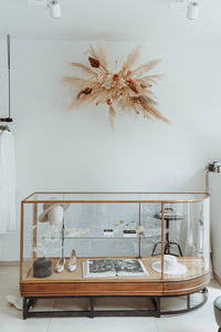 white concepts photo 1