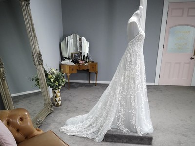 indie grace bridal photo