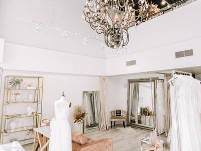 blush & raven bridal boutique photo 4
