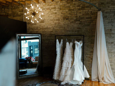 strike bridal bar photo 2